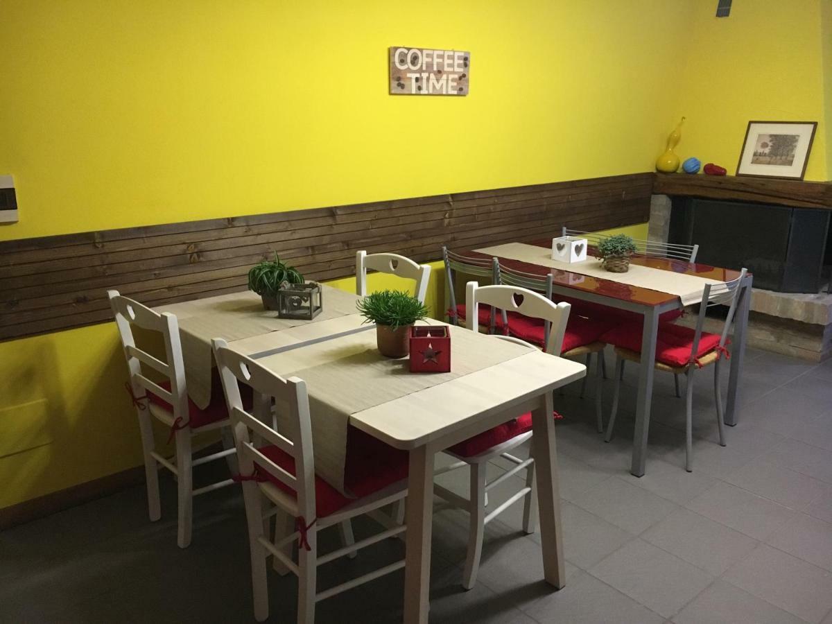 Elleboro Bed & Breakfast Carugo Luaran gambar